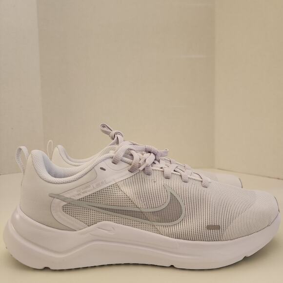 Nike - Downshifter 12, Men\'s Sneaker, White Pure White Platinum, 9 US main image 5
